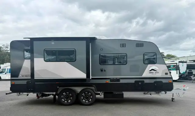 https://media-caravea.syd1.digitaloceanspaces.com/caravans/6EC21510/image-3.webp?q=EiF9FaZoPr