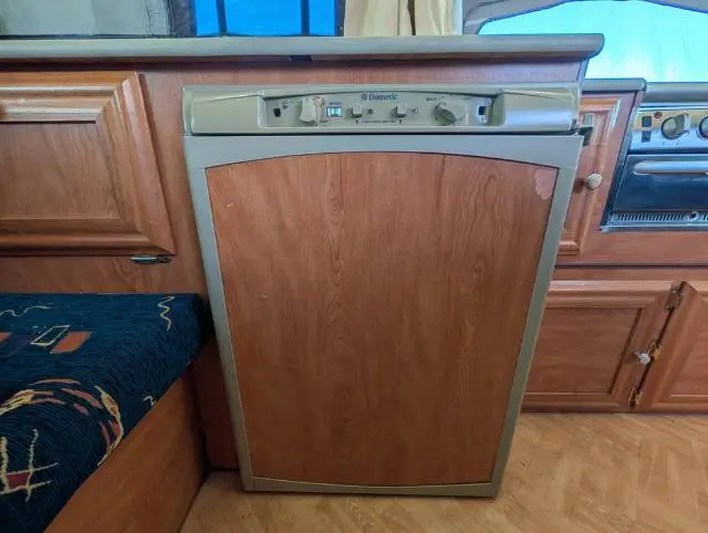 USED 2007 COROMAL SILHOUETTE PIONEER