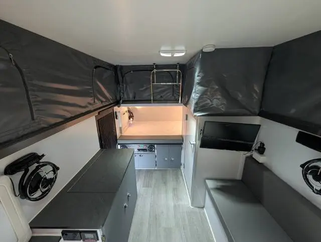 USED 2023 JAWA LOWDOWN 13 BUNK
