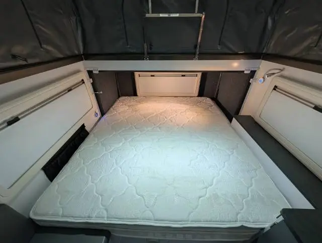 USED 2023 JAWA LOWDOWN 13 BUNK