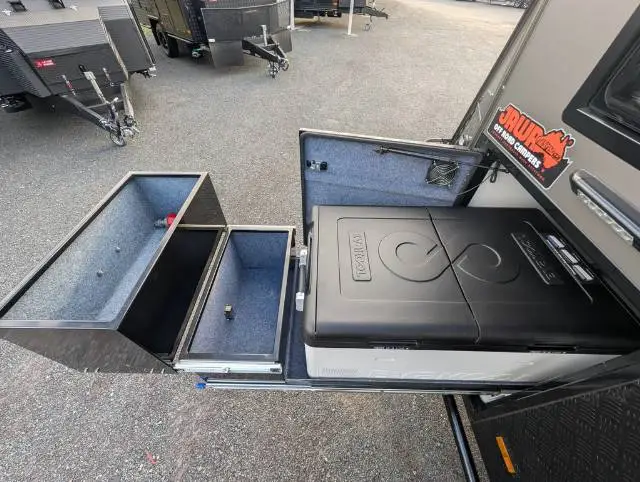 https://media-caravea.syd1.digitaloceanspaces.com/caravans/6EC21577/image-8.webp?q=ZH8qtO8M4G