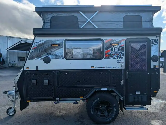 USED 2023 MDC XT10E SINGLE BEDS