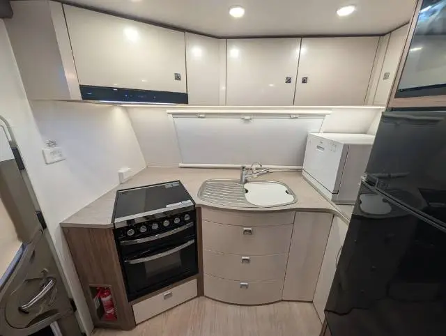 USED 2015 JAYCO SILVERLINE OUTBACK