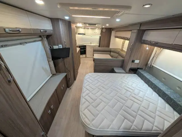 USED 2015 JAYCO SILVERLINE OUTBACK