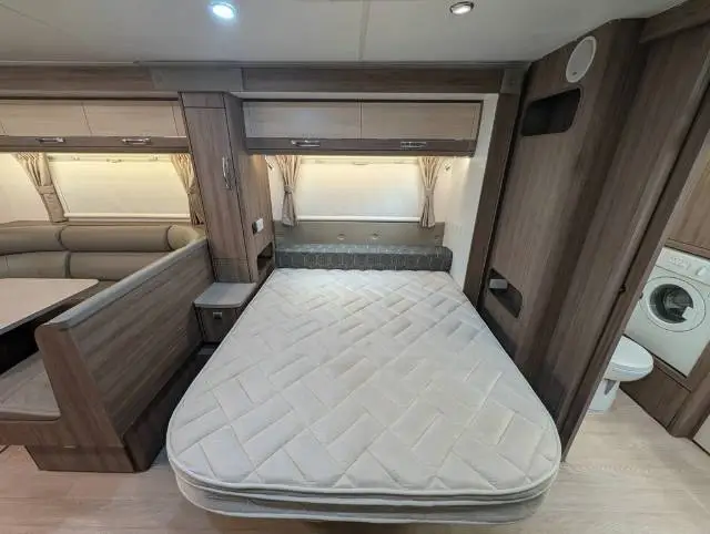 USED 2015 JAYCO SILVERLINE OUTBACK