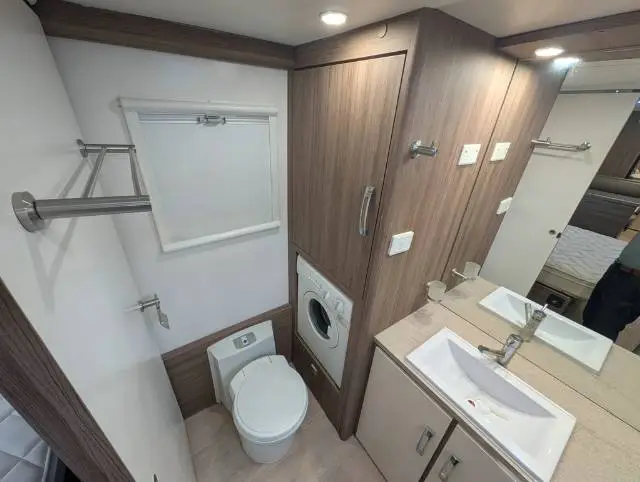USED 2015 JAYCO SILVERLINE OUTBACK
