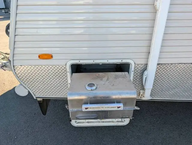 https://media-caravea.syd1.digitaloceanspaces.com/caravans/6EC21805/image-7.webp?q=ovGTLGkNyv