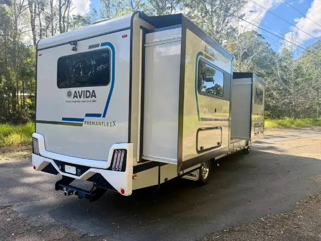 https://media-caravea.syd1.digitaloceanspaces.com/caravans/6EC21828/image-5.webp?q=VEfguvk99Z