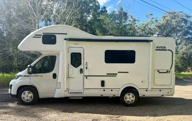 https://media-caravea.syd1.digitaloceanspaces.com/caravans/6EC21829/image-1.webp?q=nZ3w2QHA0D