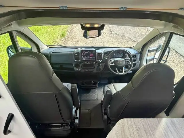 https://media-caravea.syd1.digitaloceanspaces.com/caravans/6EC21829/image-6.webp?q=1qy6nkx2vK