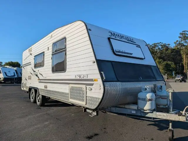 https://media-caravea.syd1.digitaloceanspaces.com/caravans/6EC21837/image-4.webp?q=pz8JPXlwnA