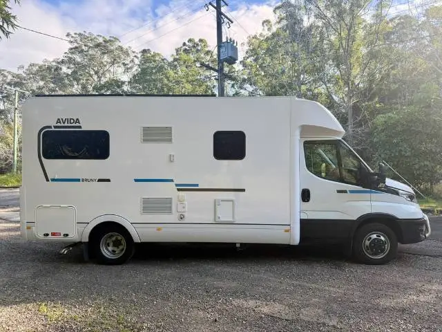https://media-caravea.syd1.digitaloceanspaces.com/caravans/6EC21843/image-3.webp?q=OnyLoYf27Z