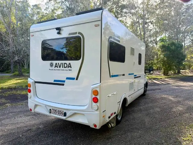 https://media-caravea.syd1.digitaloceanspaces.com/caravans/6EC21843/image-4.webp?q=Mje5HDIueG