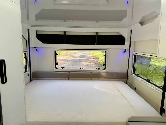 https://media-caravea.syd1.digitaloceanspaces.com/caravans/6EC21843/image-9.webp?q=9t0pPwoBmP