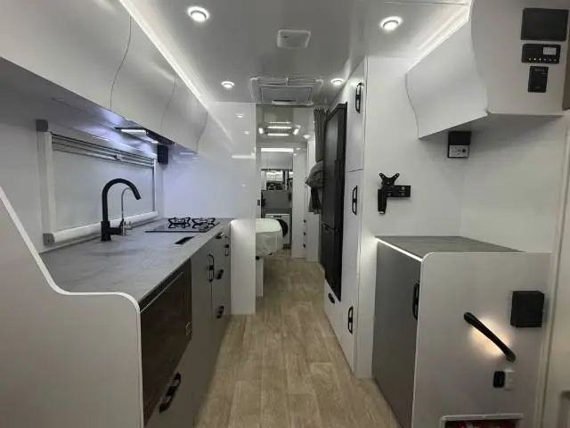 NEW 2026 SNOWY RIVER SRL220S