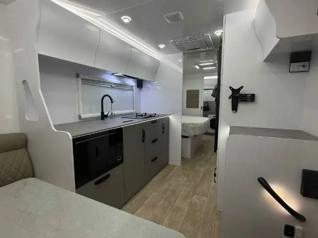 NEW 2026 SNOWY RIVER SRL220S