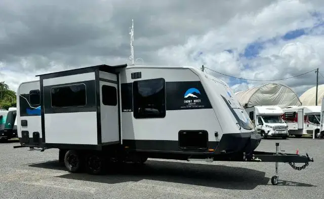 NEW 2026 SNOWY RIVER SRL216S