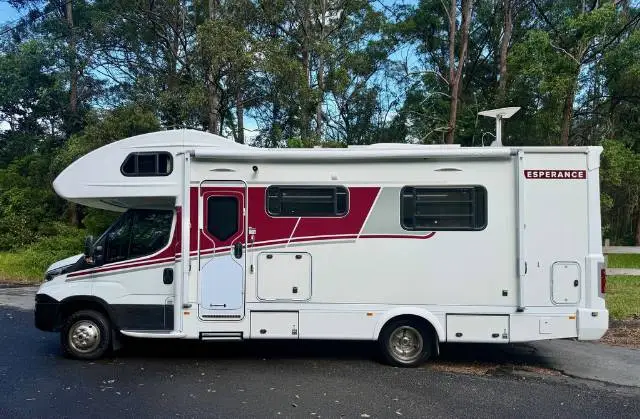 USED 2019 AVIDA ESPERANCE C7932SL