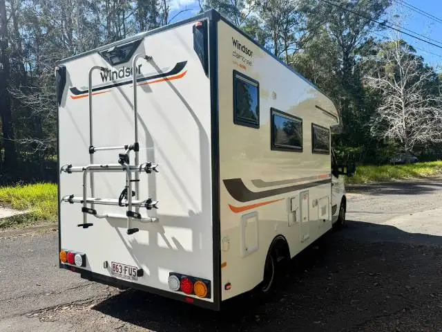 USED 2022 WINDSOR DAINTREE