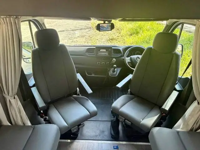 USED 2022 WINDSOR DAINTREE