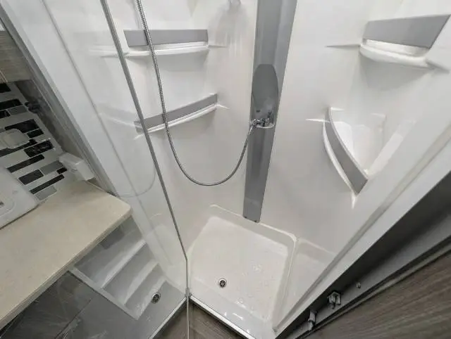 USED 2020 AVAN ASPIRE 555