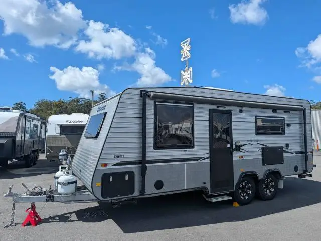 USED 2017 EMPIRE MONTE CARLO