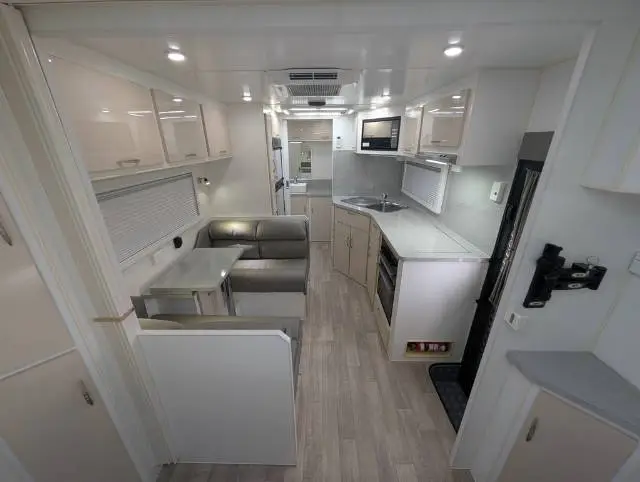 USED 2017 EMPIRE MONTE CARLO