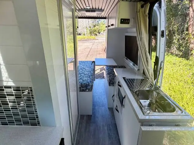USED 2021 MERCEDES-BENZ SPRINTER