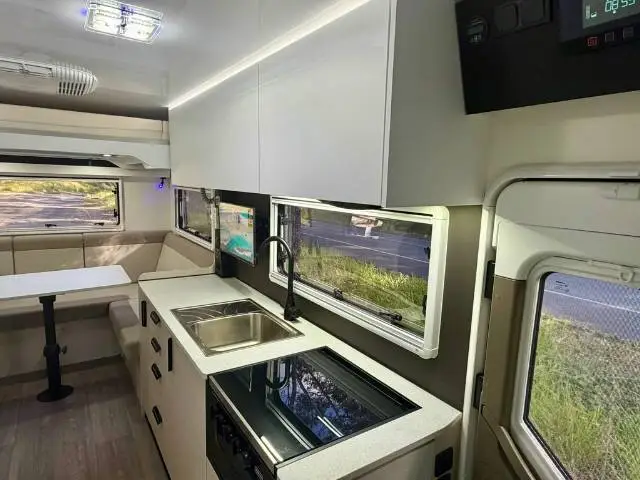 USED 2025 AVIDA BRUNY B7042