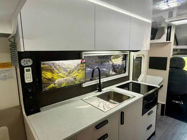 USED 2025 AVIDA BRUNY B7042