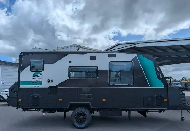 https://media-caravea.syd1.digitaloceanspaces.com/caravans/6EC22484/image-3.webp?q=kdPdPa8J40