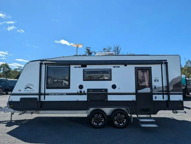 USED 2021 SNOWY RIVER SRC22S