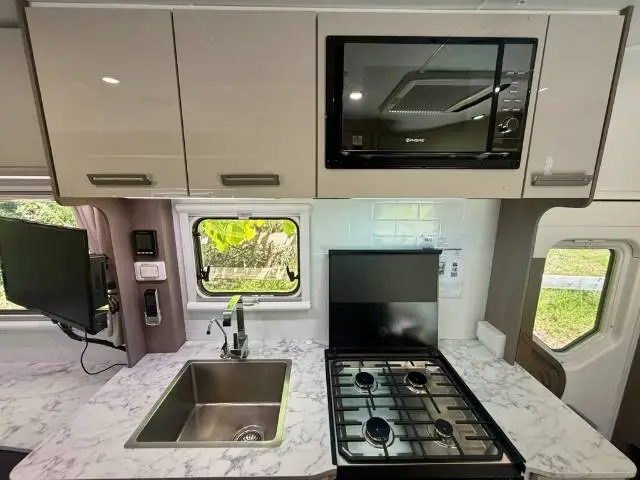 USED 2023 JAYCO CONQUEST FA25-1