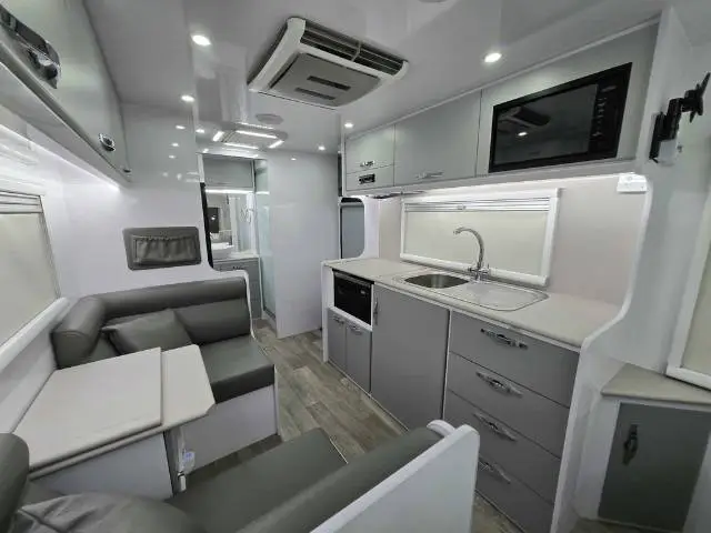 NEW 2026 SNOWY RIVER SRT19