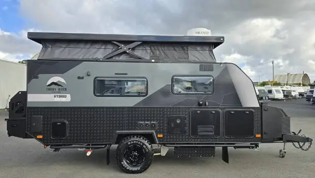 https://media-caravea.syd1.digitaloceanspaces.com/caravans/6EC23115/image-3.webp?q=1F0kdXmeVT
