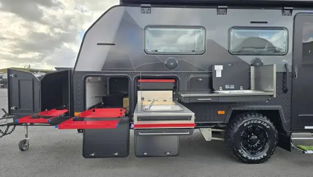 https://media-caravea.syd1.digitaloceanspaces.com/caravans/6EC23115/image-7.webp?q=EwYjIoX8OV