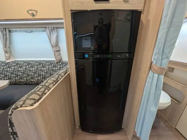 USED 2017 JAYCO JOURNEY 17.56-9