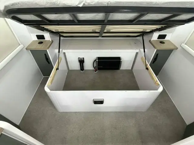 NEW 2026 SNOWY RIVER SRT19