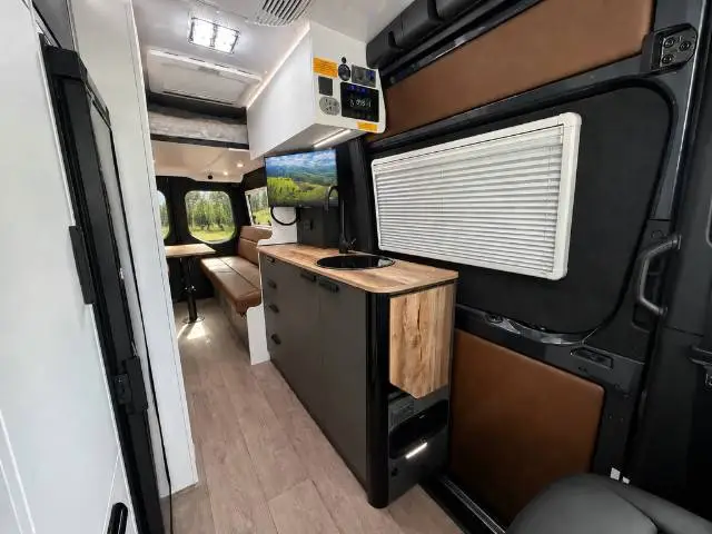 NEW 2026 AVIDA DIVERSION LX V7012 E