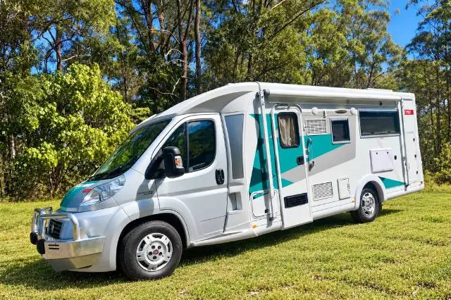 USED 2014 AVIDA EYRE B7644