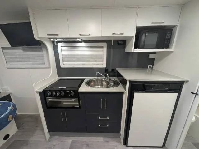 USED 2018 NEW AGE CARAVANS ROAD OWL 16ER