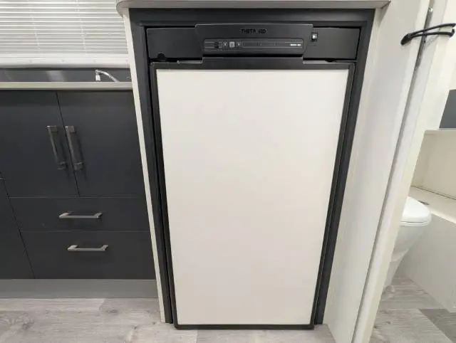 USED 2018 NEW AGE CARAVANS ROAD OWL 16ER