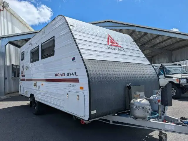 USED 2018 NEW AGE CARAVANS ROAD OWL 16ER