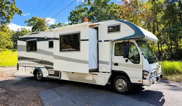 https://media-caravea.syd1.digitaloceanspaces.com/caravans/6EC23379/image-2.webp?q=rgE91pQpuO