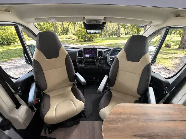 https://media-caravea.syd1.digitaloceanspaces.com/caravans/6EC23461/image-9.webp?q=CEwdYqZnqE