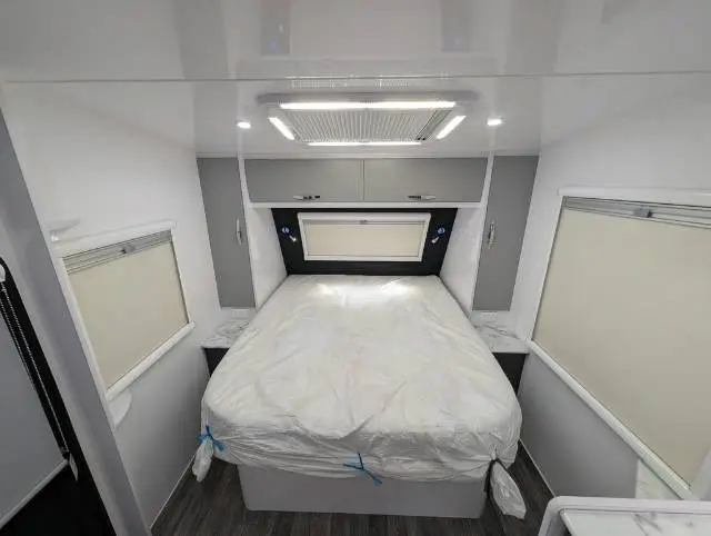 https://media-caravea.syd1.digitaloceanspaces.com/caravans/6EC23471/image-7.webp?q=eY60GgQ6EX