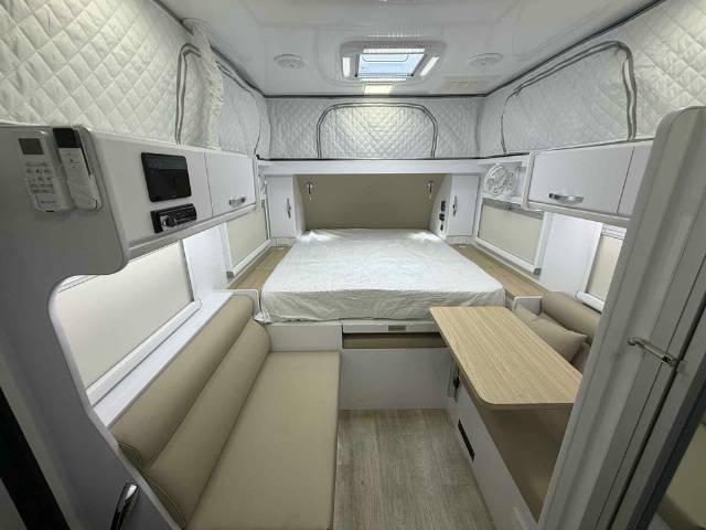 NEW 2025 SNOWY RIVER SRH14 HYBRID 1 AXLE