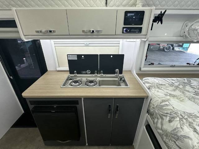 NEW 2026 SNOWY RIVER SRH15F FAMILY HYBRID 1 AXLE