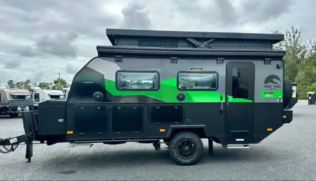 https://media-caravea.syd1.digitaloceanspaces.com/caravans/6EC8567/image-1.webp?q=ySCmkb8ImI