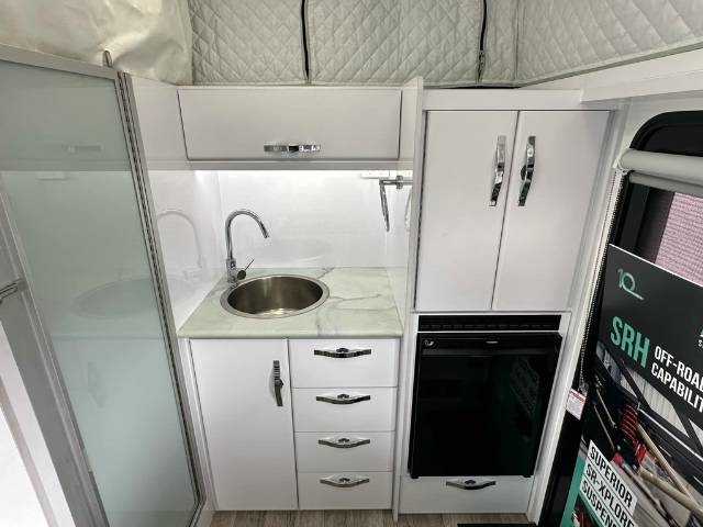 NEW 2025 SNOWY RIVER SRH13 HYBRID 1 AXLE